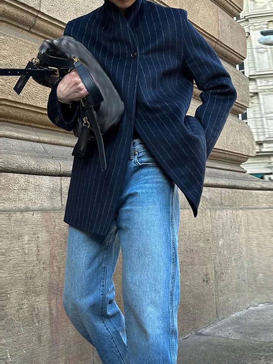 女士条纹西装外套，中式立领长袖，时尚宽松假口袋，编织条纹面料，优雅日常穿着 - 藏蓝色 - 查看 1