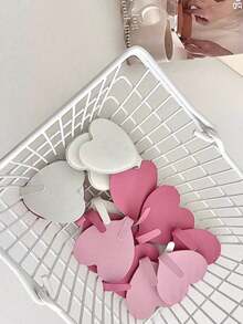 3 Pieces Of Pink Heart Decorative Wall Hooks. No Drilling Required. Perfect For Girls' Room Decoration. Minimalist Style. Can Be Used For Hanging Keychains, Coats, Towels, Hats, Jewelry, Umbrellas, Etc. Suitable For Living Room, Bedroom, Office, Home Decoration - Multicolor - View 5