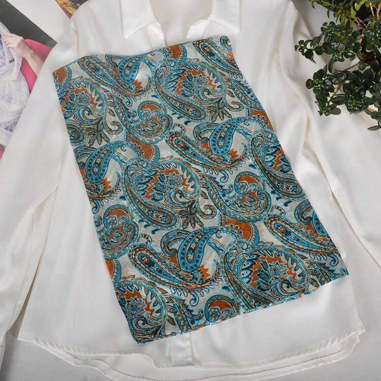 100% Mulberry Silk Scarf For Women Lightweight Long Scarves Beach Wraps Cover Up -Travel Photography Scarfhalloween - 藍白佩斯利花紋 - 查看 11