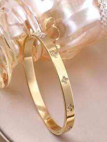 4 件/1 件 18K 镀金不锈钢可叠戴手镯，经典镂空罗马数字和心形设计，时尚欧美休闲、派对、节日风格腕饰，适合女士、生日、婚礼、挚友、情人节礼物 - 手鐲A - 查看 6