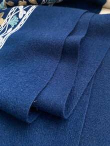 1件装女士秋冬仿羊绒刺绣围巾，加厚保暖流苏刺绣波西米亚风旅行披肩斗篷，可搭配连衣裙 - 藏蓝色 - 查看 4