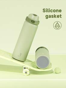 Meoky 32oz Vacuum Insulated Water Bottle with 2-in-1 Straw and Spout Lid, Insulated Cup, Keep Cold 24H, Leak-Proof, Fits in Car Cup Holder, Stainless Steel Tumbler for Sports, Travel, and School - 淺綠 - 查看 7