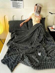 1件装柔软复古风人造毛皮毯 - 沙发和椅子的舒适之选，条纹图案，可机洗，涤纶混纺，四季皆宜，椅套/床罩 | 柔软毯子 | 涤纶混纺，兔子装饰 - 黑色 - 查看 4