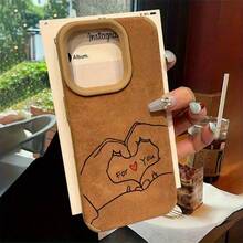 Funda para móvil de piel sintética mate con estampado de corazones, ideal para parejas. Resistente a golpes, gruesa y unisex. Compatible con los modelos 16/16 Pro/16 Plus/16 Pro Max/15/15 Plus/15 Pro/15 Pro/14/14 Plus/14 Pro/14 Pro/13 Pro/13. - Marrón - Ver 1