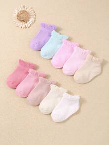 10 đôi tất ngắn màu Dopamine, thiết kế có viền bèo nhún cho bé gái. Được làm từ vải lưới ren mềm mại và thoải mái. Thích hợp cho trẻ sơ sinh từ 0-3 tuổi. - Nhiều màu - Xem 4