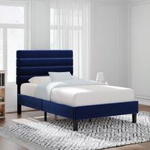 Bed Frame With Headboard, Velvet Upholstered Platform Bed Frame, Modern Bed Frame With Horizontal Channel Design, Strong Wooden Slats Support, No Box Spring Needed, Noise-Free, Easy Assembly, White/ Black/ Pink/ Blue/ Green, Twin/ Full/ Queen Size * Bed Frame Queen Queen Bed Frame Bed Frame Full Full Size Bed Frame King Size Bed Frame Twin Bed Frame Room Decor Home Decor Christmas Decor Bedroom Decor Valentine Day Decor Storage Living Room Decor Furniture House Decor - 藍色 - 查看 6