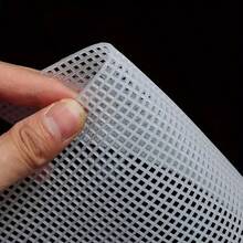 5 件 33x50cm 塑料网 用于钩针和缝纫工艺品的塑料网 DIY 手工缝纫配件礼品 免费裁剪设计 塑料网袋钩针衬里网 - 白色大孔網--5pcs - 查看 8