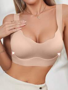 Lady's Seamless Push-Up Bra - Padded-Free Lifting V-Neck Camisole, Made Of Medium-Stretch Fabric With A Smooth Texture. This Lightweight-Structured Bra Serves As A Supportive Camisole, Ideal For Gym Wear. It Is A Stylish Piece Of Women's Lingerie. - Màu Khaki - Xem 3