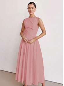 MODA MO, REF: H978 Women's Dress, Long Dress, Sleeveless, Round Neckline, High Waist, Backless, Zipper Dress, Slim Model, A-Line Dress, Elegant, Modern, Light, Comfortable, Versatile, Refined Look, Casual Chic Dress, Event Dress, Sophisticated Look, Summer Dress, Quality Finish, Feminine Style. - 淺粉色 - 查看 3