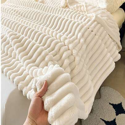 1pc Soft Vintage Style Faux Fur Blanket - Cozy Choice For Sofa And Chair, Striped Pattern, Machine Washable, Polyester Blend, Comfortable For All Seasons, Chair/Bed Cover | Soft Blanket | Polyester Blend, Rabbit Decor