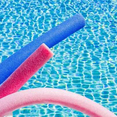Espaguete Flutuante Para Piscina 165cm Color
