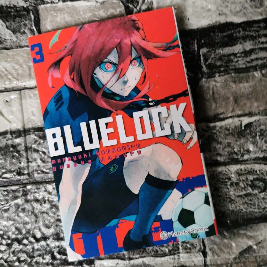 BLUELOCK #3, manga, libro o accesorio temático de la serie Blue Lock, ideal para coleccionistas y fanáticos del fútbol japonés. - Libro único - Ver 1