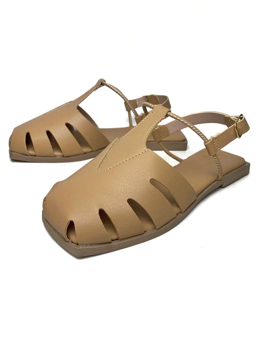 Women's Flat Sandals, Closed Toe, Comfortable, Fashionable, With Buckle Ref. 034/10 - Krem - View 1