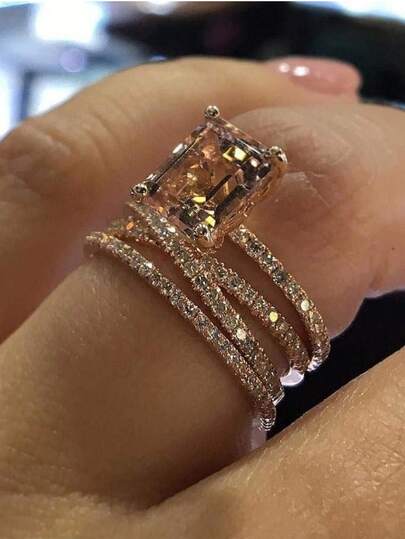 1pc Fashion Women Ring Elegant Rose Gold Color Champagne Crystal Stone Rings For Women CZ Engagement Ring Bride Wedding Party Jewelry Accessories Gifts