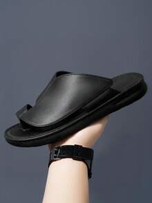 Sandalias de hombre de primavera a verano - Sandalias de hombre - Chanclas ligeras de moda para hombre - Cómodas, antideslizantes, sandalias tipo chancla para playa, camping y uso casual, diseño en negro y blanco - Negro - Ver 4
