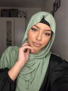 1pc Soft Solid Color Jersey Hijab, Silk Blend Scarf, Muslim Headscarf For Dress - Green - View 3