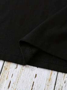 1PC 100%CottonCasual Tee With Italian Quote 'A Volte Non Mi Interessa', Humorous Style - Black - View 3