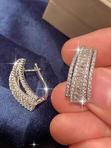 1 对梦幻圆形几何方晶锆石耳环女士经典铜质 CZ 婚礼耳环派对珠宝礼物 - 銀色 - 查看 4