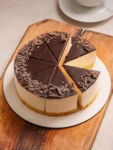 5/10个（6/8/10/12英寸）圆形白色蛋糕板，瓦楞纸底座，适用于烘焙、DIY蛋糕、甜点、婚礼庆典、生日派对、小吃、纸杯蛋糕展示托盘、主题派对、蛋糕装饰、婚礼派对、复活节、母亲节、父亲节和其他场合。 - 彩色 - 查看 4