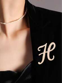 1pc 26 English Letter Pearl Brooch Pin, Fashion Versatile Clothing Anti-Slip Decoration, Scarf Clip, Shoes, Hat Accessory, Retro - Yellow Gold - View 19