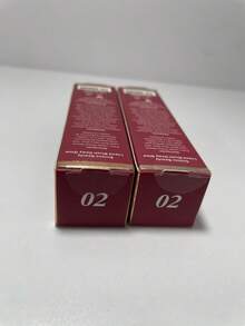 Rubor líquido maquillaje fluido, pigmentación suave y radiante, textura ligera fácil de difuminar, acabado natural para mejillas frescas, larga duración, compatible con todos los tonos de piel y estilos modernos.