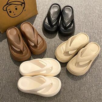 2025新款女士厚底人字拖 | 云朵状EVA软底 | 防滑耐磨大底 | 夏季沙滩度假凉鞋