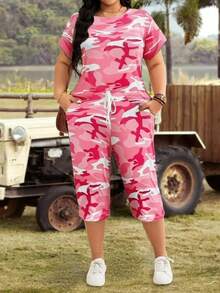 Plus Size - Plus Size Women'S Fashion Two-Piece Suit, Camouflage Print Round Neck T-Shirt And Cropped Pants Set, Camouflage Casual Two-Piece Suit - 淺粉色 - 查看 1
