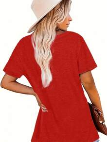 Women's T-Shirt Fitted Tops Print Y2K Crew Neck Tee-Plus Size - Women'S Red T-Shirt - Reading Rainbow Graphic Tee With Book Design - Casual Everyday Shirt For Teachers, Book Lovers - Valentine'S Day & Back To Outfits - Soft Everyday Top, Teacher Apparel, Playful Design, Comfortable Fit-Summer Festival Fashion,  Adult Heavyweight T-Shirt - 紅色 - 查看 2