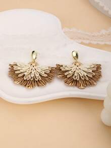 1 par de pendientes con colgante de pluma de pavo real de color degradado, diseño único, adecuado para vacaciones, fiestas y uso diario - Caqui - Ver 3