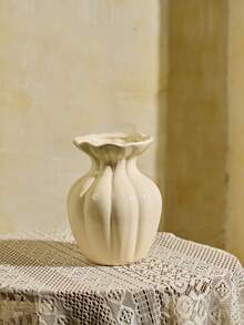 Cirelle 1 Pc Of Ceramic Vase With A Retro And Elegant Style. It's A Ceramic Vase For Flower Arrangement In The Living Room, A Modern Decorative Piece For Dried Flowers, And An Ornament For The Center Of The Table. It Can Be Used For Holding Fresh Flowers In Water Or Inserting Plastic Artificial Flowers, Serving As A Decoration For Coffee Tables, Desks And The Living Room At Home.Room Decoration, Home Decoration, Autumn Decoration. - Beige - View 2