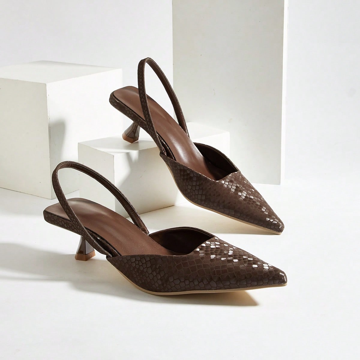 Zapatos de tacón de aguja sexy de estilo de piel de serpiente para mujer, tacones altos de punta elegantes, tacones altos con correa de tobillo de mo