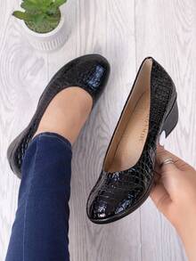 Women Wedges & Flatform - Black - View 1