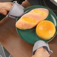 6pcs PAIR OF GREY SILICONE MINI MITT GRIPS HEAT RESISTANT POT HOLDER MITTS KITCHEN - Grey - View 4