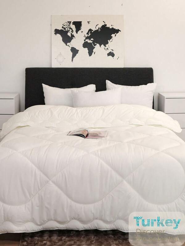 Luxurious 4-Season Luxury Quilt, 1pc Comforter With Soft And Breathable Hotel Style Fabric, Machine Washable, Comes Without Pillow Covers Or Inserts