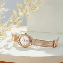 Tissot 1 Ceas elegant elvețian cu cuarț, cu carcasă din oțel inoxidabil 316L de 36 mm, acoperire PVD auriu-roz, cristal de safir rezistent la zgârieturi, afișaj dată, mecanism cu cuarț elvețian, curea din plasă PVD auriu-roz cu cataramă tip bijuterie și rezistență la apă de 100 m - Tissot PR100 Sport, accesoriu de modă pentru femei