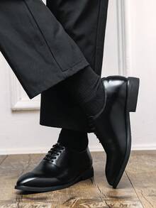 Men's Leather Shoes With Red Soles, Pointed Toe Brogue Carved Casual Shoes, British Style Business Formal Wedding Groom Shoes - Black - View 9