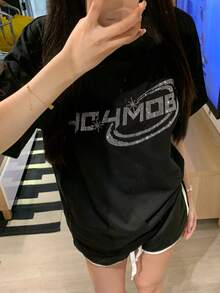 Áo thun nữ dáng rộng, họa tiết chữ đính sequin, trễ vai, màu đen, phong cách thường ngày mùa hè. - màu đen - Xem 8
