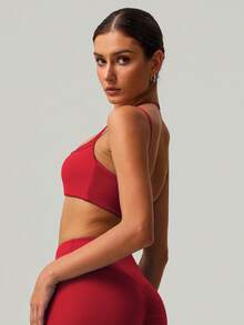 Sujetador deportivo para mujer con cuello de halter, tirantes ajustables de múltiples hombros, doble capa y espalda con diseño estético para yoga, fitness y actividades deportivas - Rojo - Ver 6
