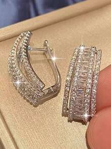 1 对梦幻圆形几何方晶锆石耳环女士经典铜质 CZ 婚礼耳环派对珠宝礼物 - 銀色 - 查看 6