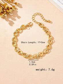 1pc Fashionable Hollow Clover Lucky Bracelet, Unique Design With Elegant Feel, Suitable For Women To Wear To Parties, Events And Daily