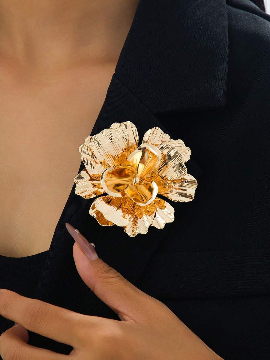 1pc Vintage Fashionable High-End Floral Brooch, Suitable For Women To Wear At Banquets, Business Parties, And Other Formal Occasions