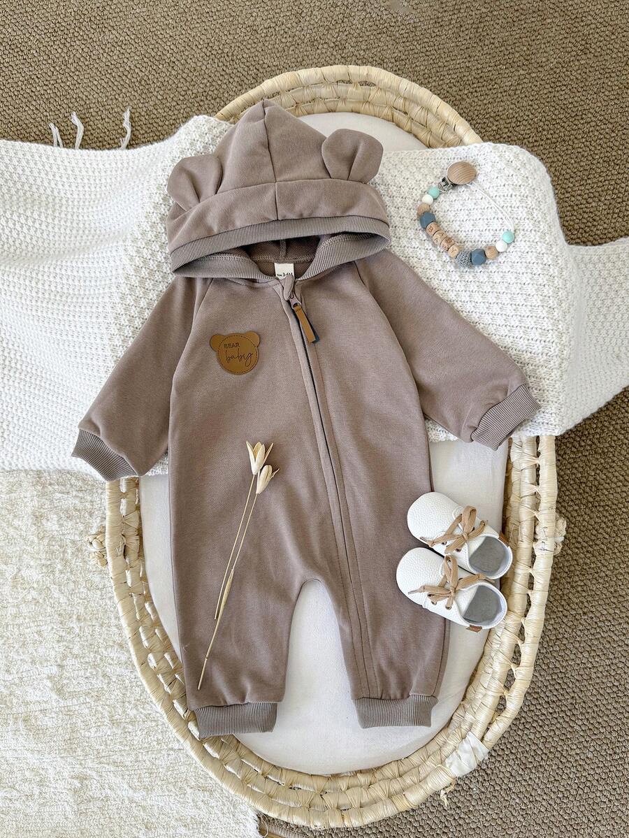 Newborn Baby Boy Clothes Jumpsuit, Bear Badge Decor, Long Sleeve, Hooded, Brown, Spring/Autumn