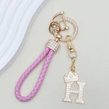 Zinc Alloy Butterfly Decor Car Key Chain With 26 Letter Charms - Personalized Key Chain, Practical And Fashionable