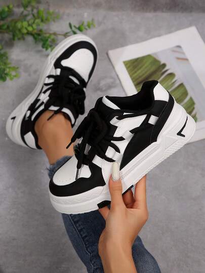 2026 Spring New Girl's Black & White Student Shoes, Skateboard Shoes, Fashion Versatile Sports Shoes, Casual Shoes, Ins Style, PU Artificial Leather