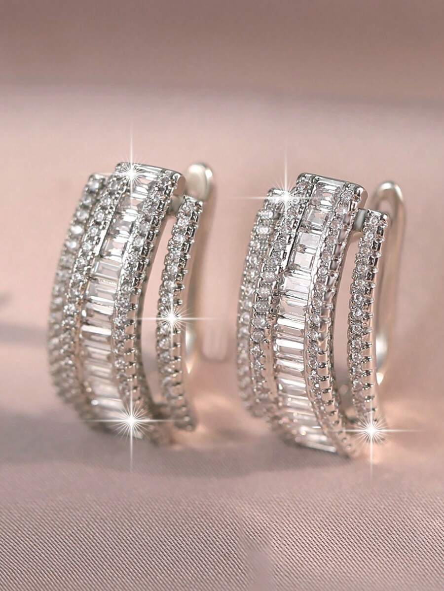 1 对梦幻圆形几何方晶锆石耳环女士经典铜质 CZ 婚礼耳环派对珠宝礼物 - 銀色 - 查看 1