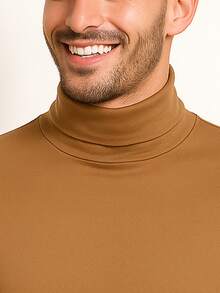 Suéter turtleneck  elegante  minimalista, cuello envolvente tipo shrouding, cozy & chic para otoño‑invierno 2025, moda quiet luxury y capa esencial - Caqui - Ver 2