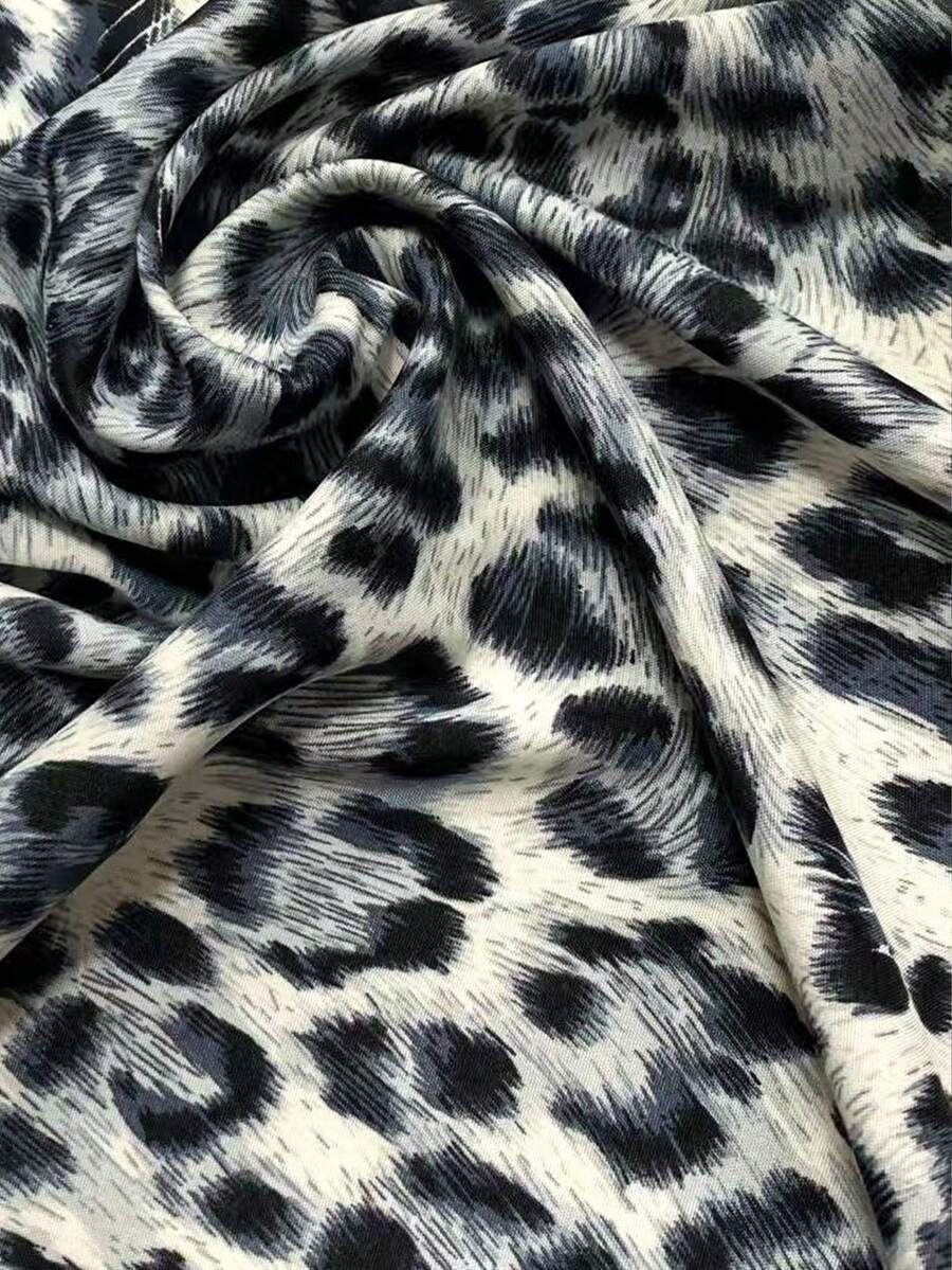 1pc Leopard Print 4-Way Stretch Fabric For DIY Bags, Scrunchies, Skirts, Clothing - White - View 1