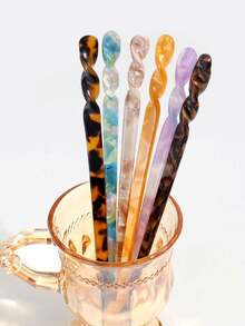 6 款时尚优雅的醋酸纤维发夹，适合女性日常佩戴、盘发、造型、作为发饰，也适合夏季、度假和旅行。 - 彩色 - 查看 2