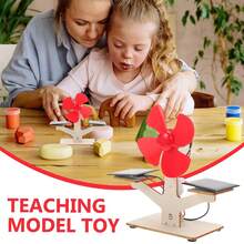 Este kit de ventilador solar de una sola pieza con dos celdas solares es un proyecto DIY de ciencia, ciencia, tecnología, ingeniería y matemáticas (STEM) y educativo. Fomenta el interés de los niños, estimula su pensamiento, desarrolla sus habilidades prácticas e inspira su curiosidad y capacidad de exploración. - Multicolor - Ver 8