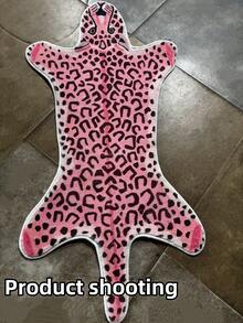 1pc Asymmetrical Shaped Pink Leopard Abstract Art Area Rug, With 1-5cm Trimming Error, Bold Red & Pink Animal Print, Suitable For Living Room, Bedroom Or Entryway Decor, Modern Fashionable Home Carpet Entryway Decor Bathroom Kitchen Decor Kitchen Rug - Multicolor - View 5